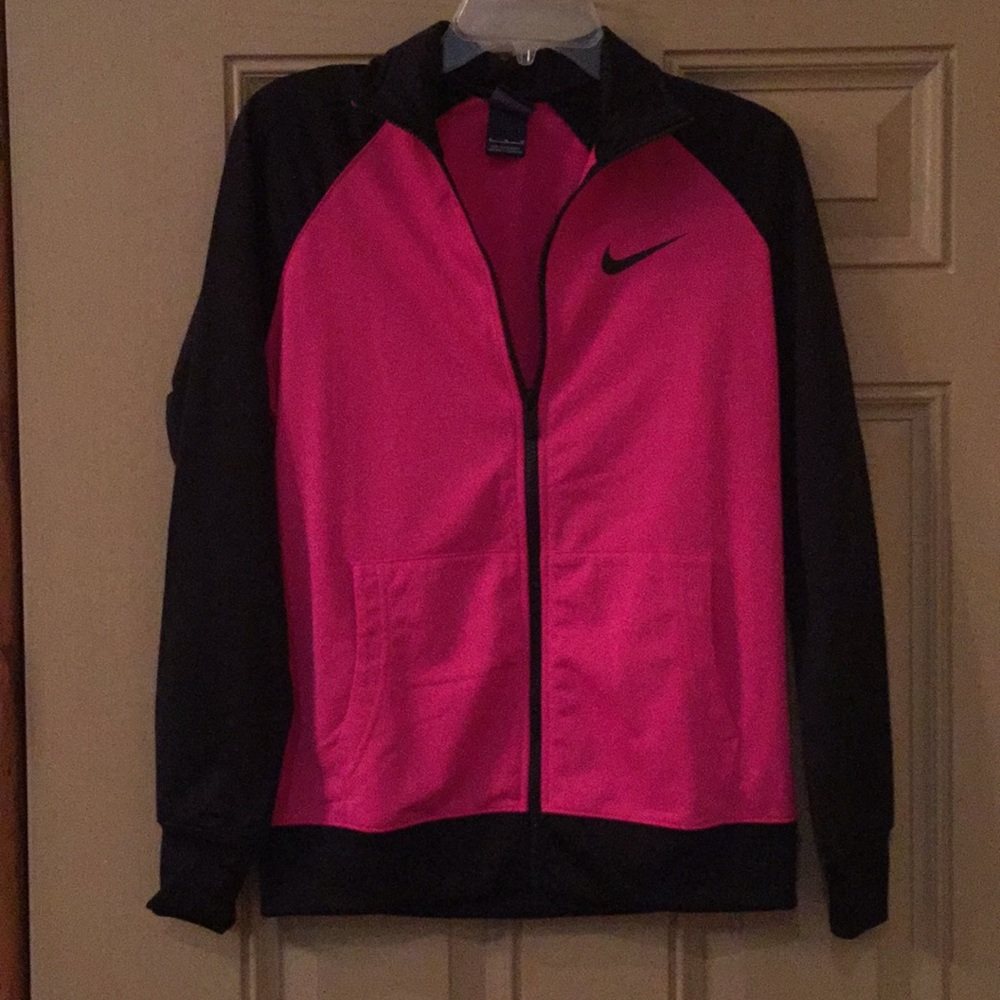 NIKE 🌺 WOMENSWEAR TRACKSUIT OR LOUNGING WEAR